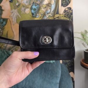 Coach Little Black Leather Turnlock Crossbody Clutch